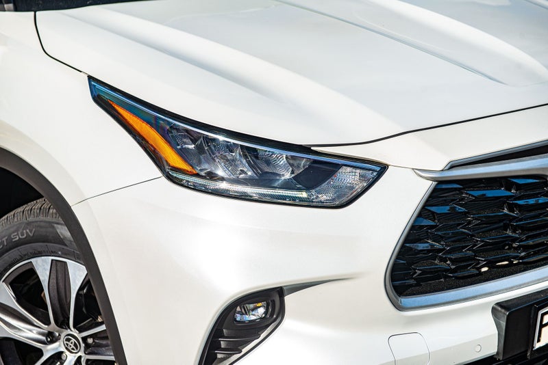 2022 Toyota Highlander Limited 2.5P HV ECVT AWD image 3