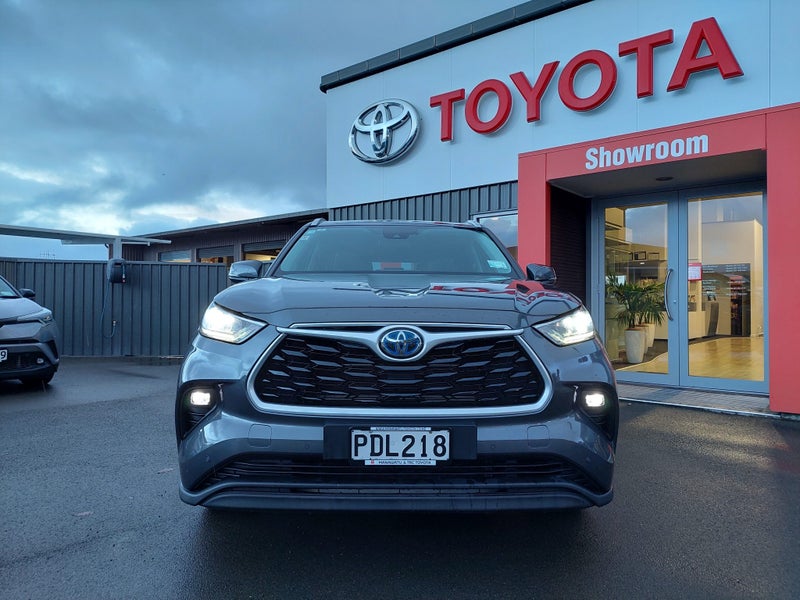 2022 Toyota Highlander Limited 2.5P Hybrid AWD... image 2