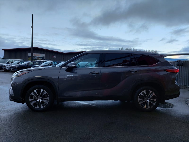 2022 Toyota Highlander Limited 2.5P Hybrid AWD... image 5