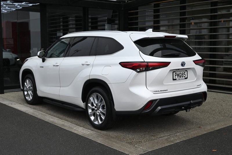 2022 Toyota Highlander Limited ZR 2.5 Petrol Hy... image 3
