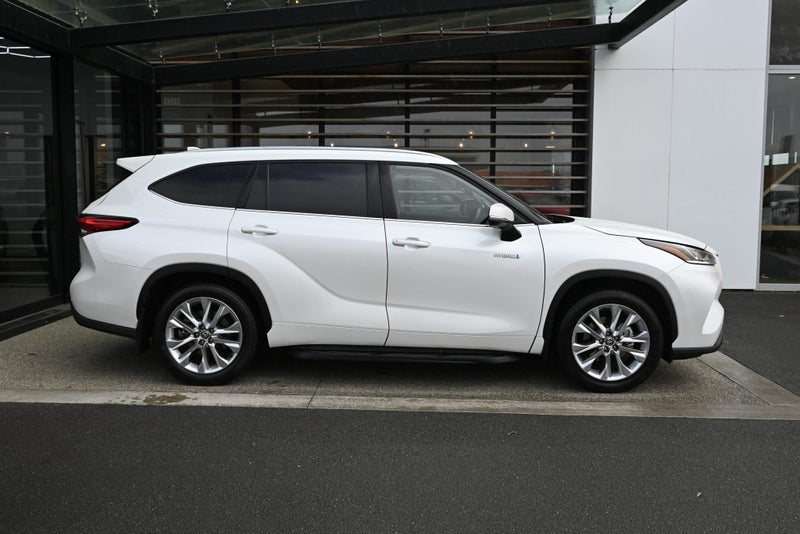 2022 Toyota Highlander Limited ZR 2.5 Petrol Hy... image 5