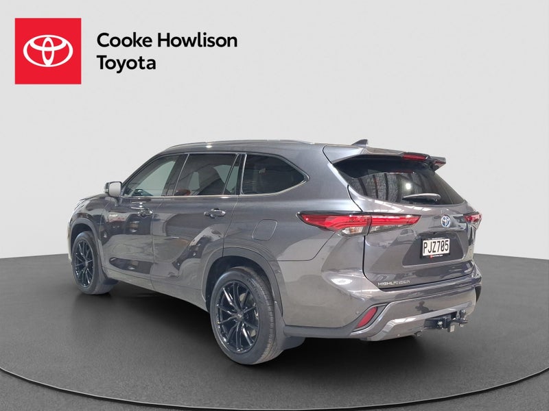 2022 Toyota Highlander Limited ZR 2.5L Hybrid AWD image 5