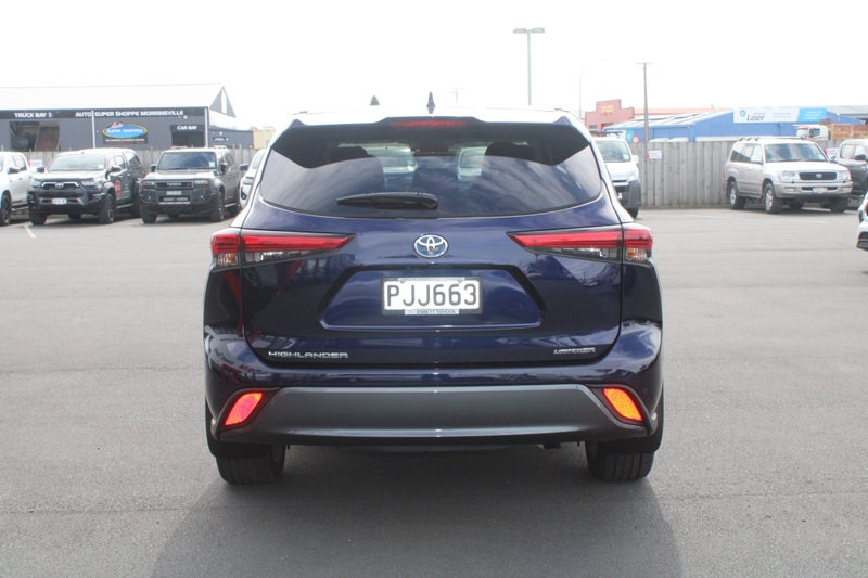 2022 Toyota Highlander Limited ZR 2.5P HV ECVT... image 4