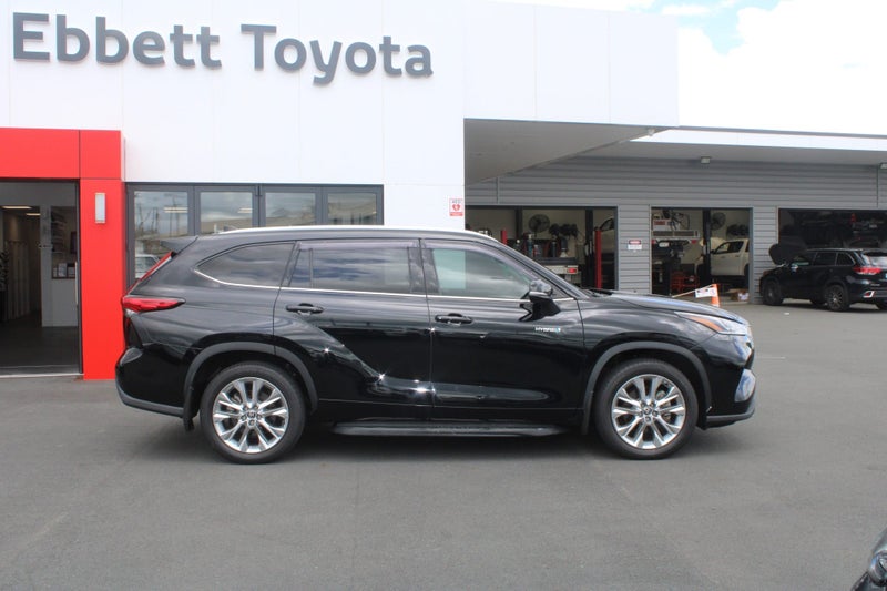 2022 Toyota Highlander Limited ZR 2.5P HV ECVT... image 2