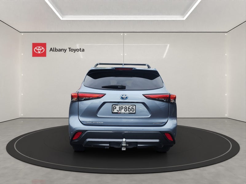 2022 Toyota Highlander Limited ZR 2.5P HV ECVT... image 4