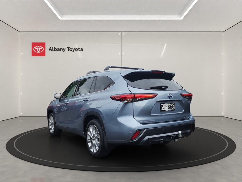 2022 Toyota Highlander Limited ZR 2.5P HV ECVT... image 5