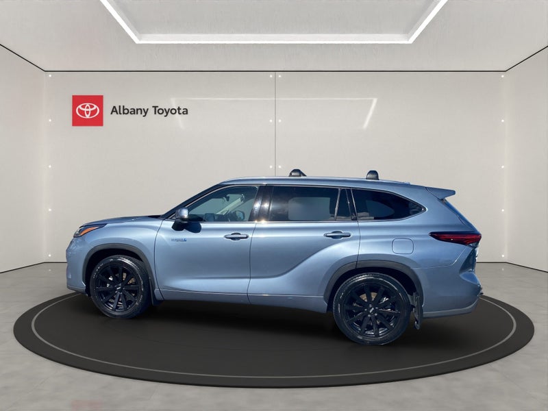 2022 Toyota Highlander Limited ZR 2.5P HV ECVT... image 5
