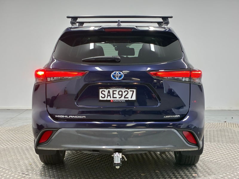 2022 Toyota Highlander Limited ZR 2.5P Hybrid AWD image 4
