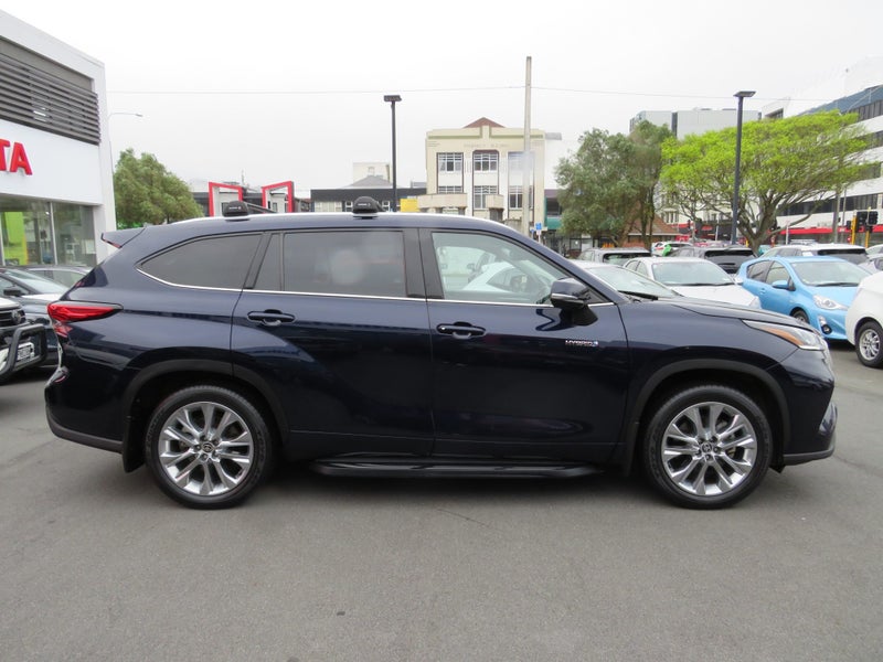 2022 Toyota Highlander Limited ZR 2.5P Hybrid E... image 3