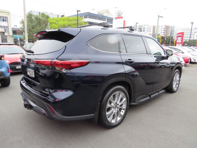 2022 Toyota Highlander Limited ZR 2.5P Hybrid E... image 4