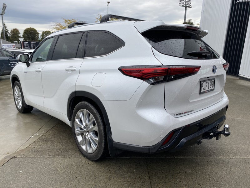 2022 Toyota Highlander Limited ZR 2.5PH 4WD image 3