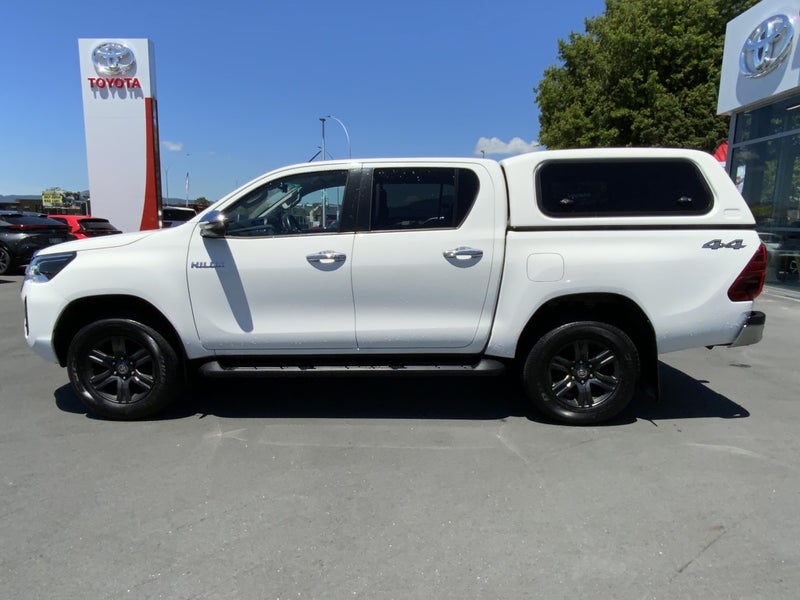 2022 Toyota Hilux 4x4 SR5 NZ New image 5