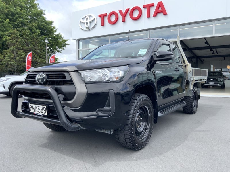 2022 Toyota Hilux 4x4 Xtra Cab Flatdeck NZ New !! image 4