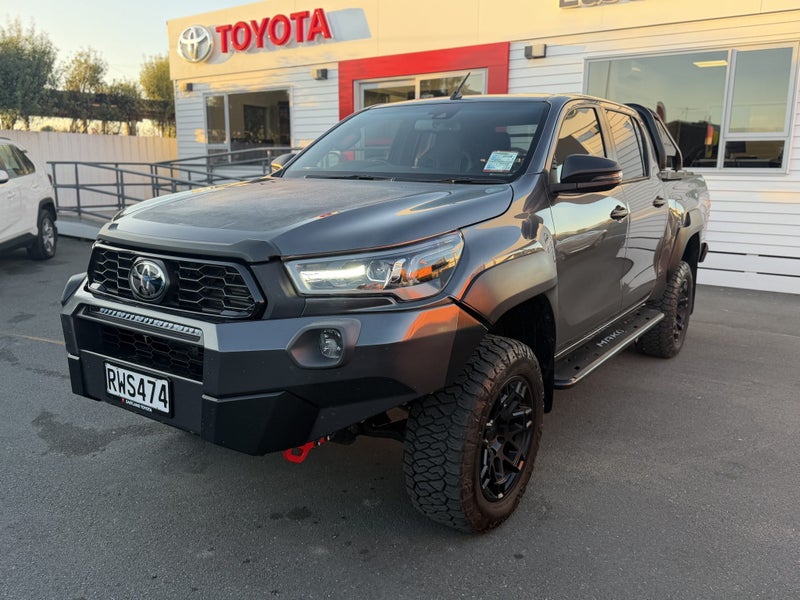 2022 Toyota Hilux MAKO 2.8DT 6AT 4WD image 3
