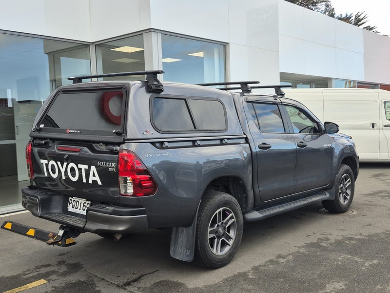 2022 Toyota Hilux SR 2.8DT 2WD 6M image 3