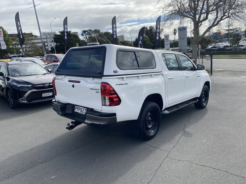 2022 Toyota Hilux SR 2.8DT 6AT 2WD image 2