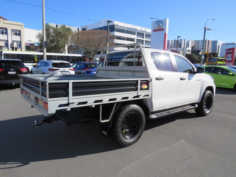 2022 Toyota Hilux SR 2.8DT 6AT 4WD image 2