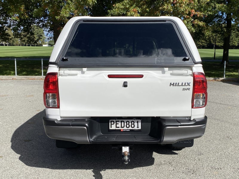 2022 Toyota Hilux SR 2.8DT 6AT 4WD image 4