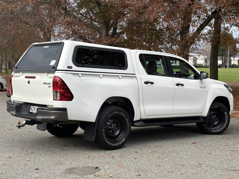 2022 Toyota Hilux SR 2.8DT 6AT 4WD image 5