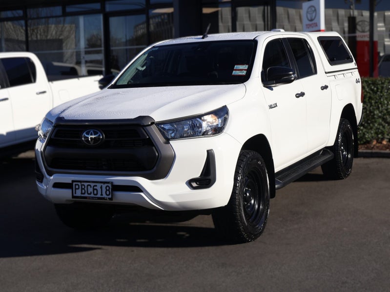2022 Toyota Hilux SR 2.8DT 6AT 4WD DCW/4D/5S image 3