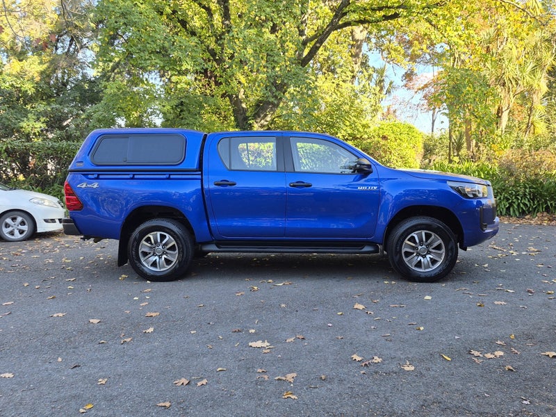 2022 Toyota Hilux SR 2.8DT 6AT 4WD (JFDTU-NM1) image 2