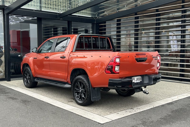 2022 Toyota Hilux SR5 2.8 Turbo Diesel 4WD Utility image 2