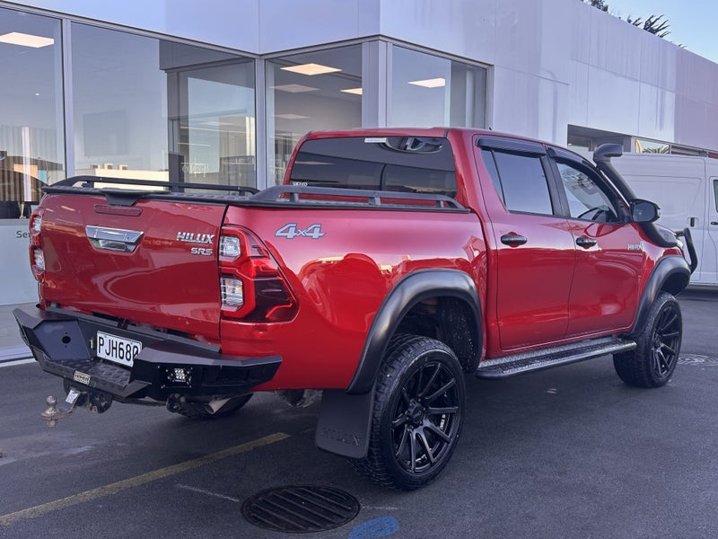 2022 Toyota Hilux SR5 2.8DT 4WD 6M image 3