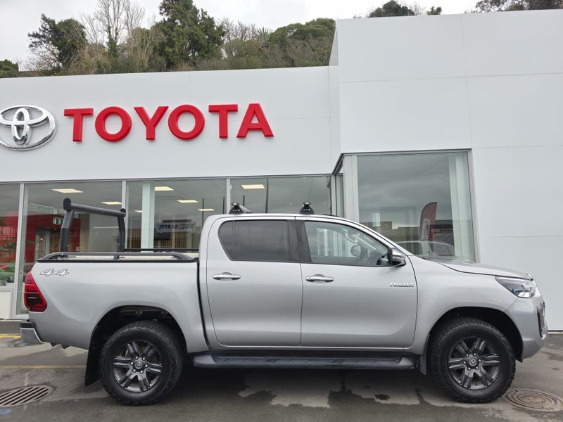 2022 Toyota Hilux SR5 2.8DT 4WD 6M image 2