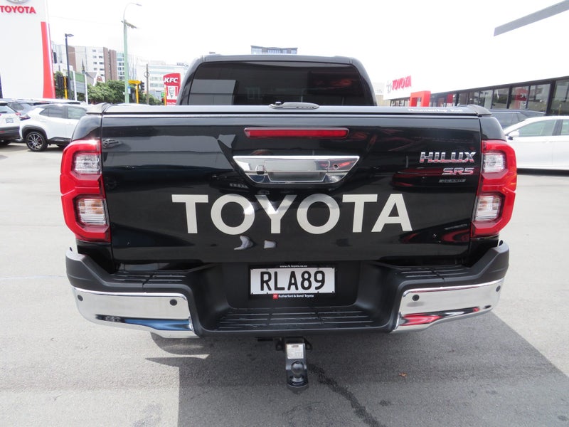 2022 Toyota Hilux SR5 2.8DT 6AT 2WD image 5