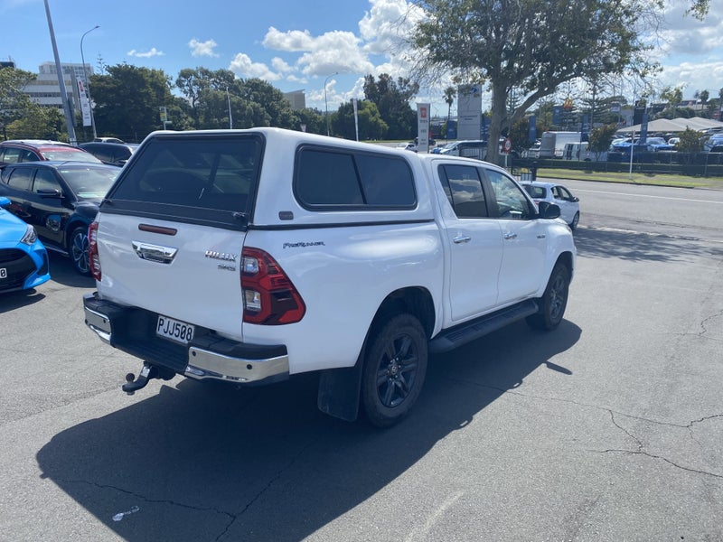 2022 Toyota Hilux SR5 2.8DT 6AT 2WD D/Cab image 2