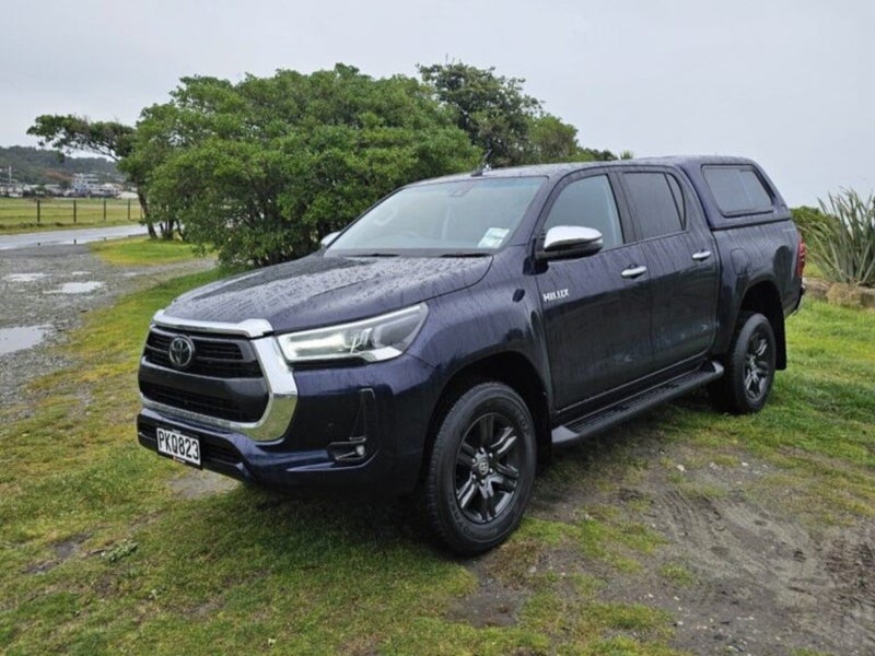 2022 Toyota Hilux SR5 2.8DT 6AT 2WD DCW/4D/5S (... image 2