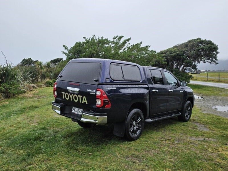 2022 Toyota Hilux SR5 2.8DT 6AT 2WD DCW/4D/5S (... image 4