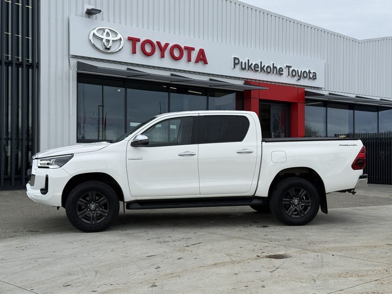 2022 Toyota Hilux SR5 2.8DT 6AT 2WD Double Cab image 4