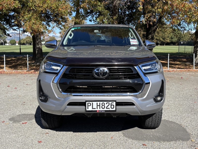 2022 Toyota Hilux SR5 2.8DT 6AT 4WD image 2