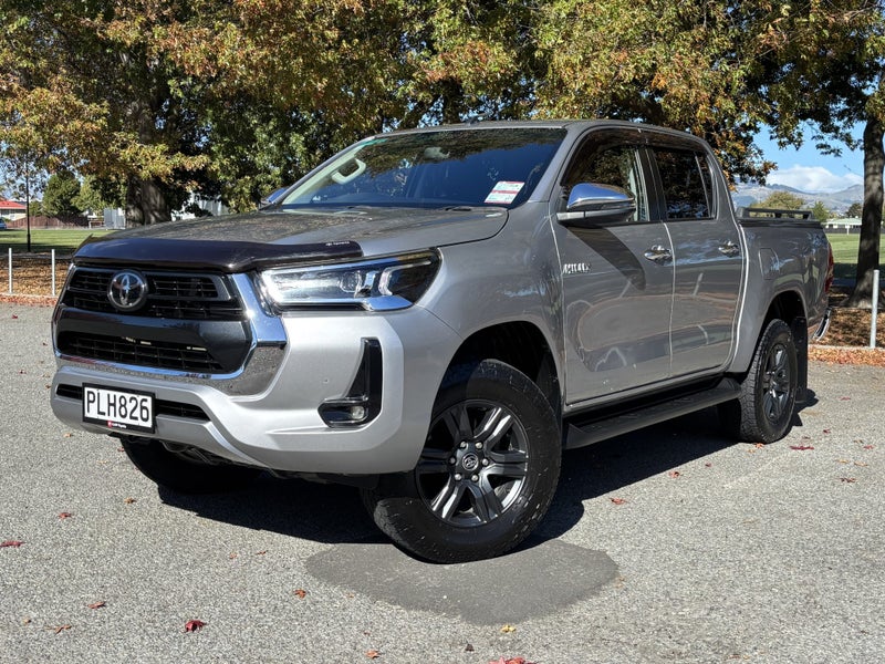 2022 Toyota Hilux SR5 2.8DT 6AT 4WD image 3