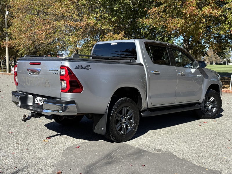 2022 Toyota Hilux SR5 2.8DT 6AT 4WD image 5