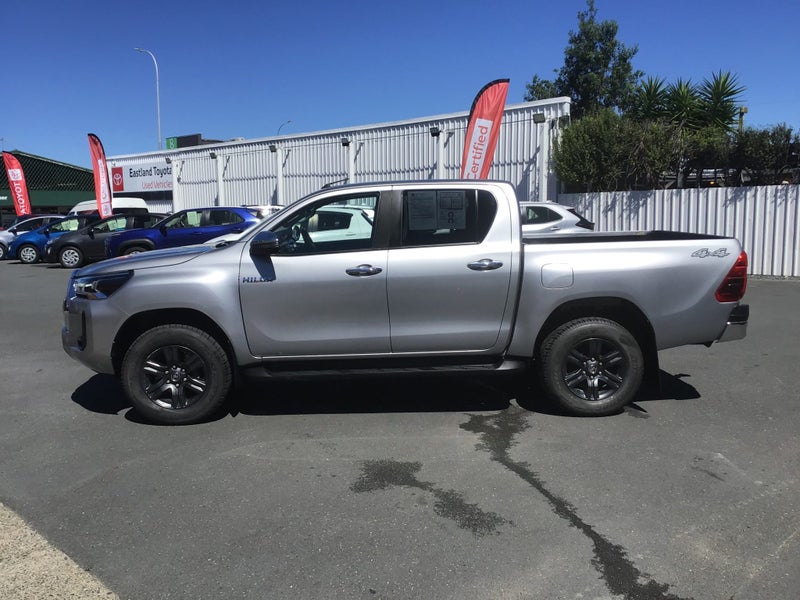 2022 Toyota Hilux SR5 2.8DT 6AT 4WD image 5