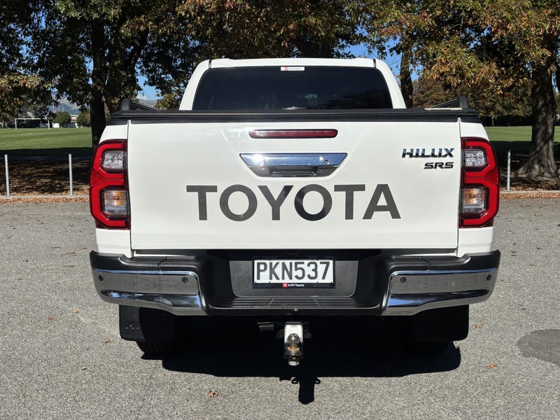 2022 Toyota Hilux SR5 2.8DT 6AT 4WD image 4