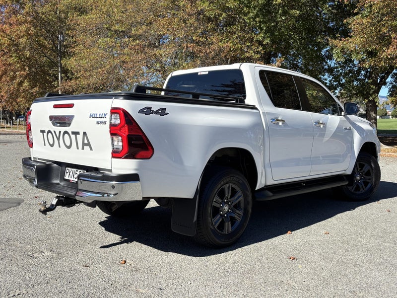 2022 Toyota Hilux SR5 2.8DT 6AT 4WD image 5