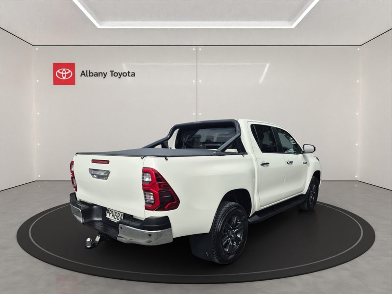2022 Toyota Hilux SR5 2.8DT 6AT 4WD DCW/4D/5S (... image 3