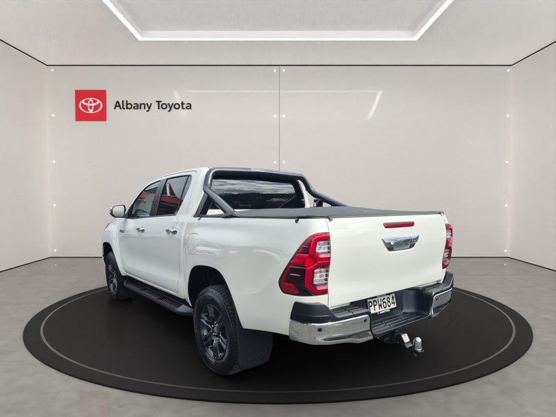 2022 Toyota Hilux SR5 2.8DT 6AT 4WD DCW/4D/5S (... image 5
