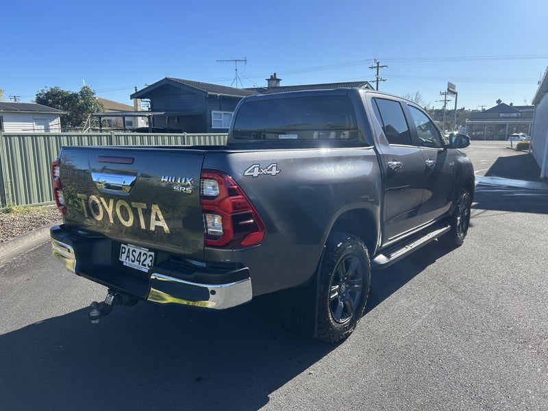 2022 Toyota Hilux SR5 2.8DT 6AT 4WD DCW/4D/5S (... image 3