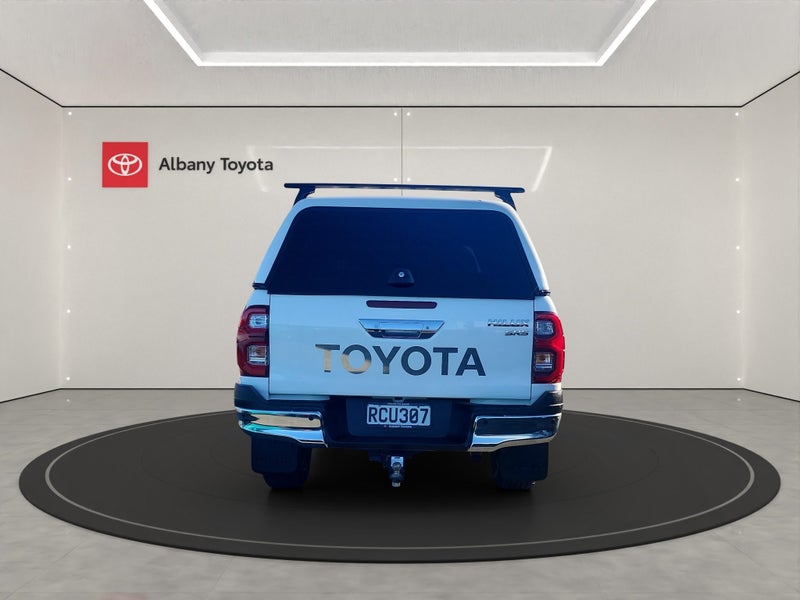 2022 Toyota Hilux SR5 2.8DT 6AT 4WD DCW/4D/5S (... image 4