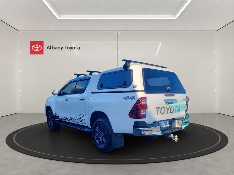 2022 Toyota Hilux SR5 2.8DT 6AT 4WD DCW/4D/5S (... image 5