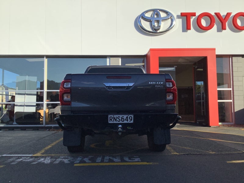 2022 Toyota Hilux SR5 2.8DT 6AT 4WD DOUBLE CAB image 4