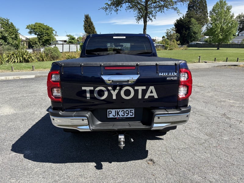2022 Toyota Hilux SR5 2.8DT 6MT 4WD DCW/4D/5S image 4