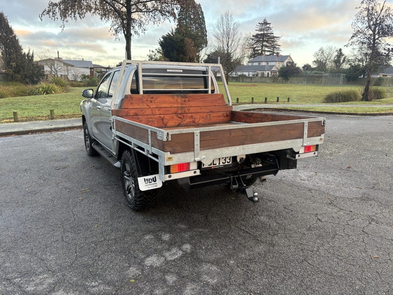 2022 Toyota Hilux SR5 2.8DT 6MT 4WD DCW/4D/5S image 2