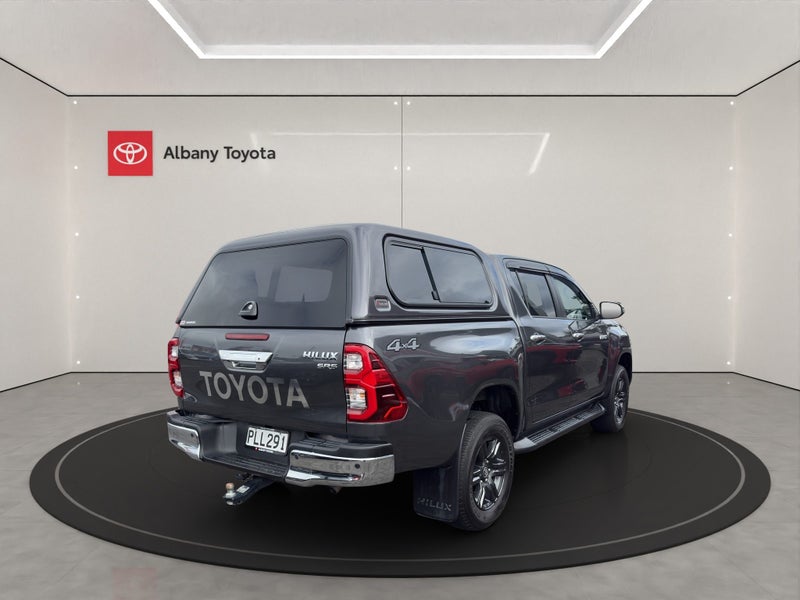 2022 Toyota Hilux SR5 2.8DT 6MT 4WD DCW/4D/5S (... image 3