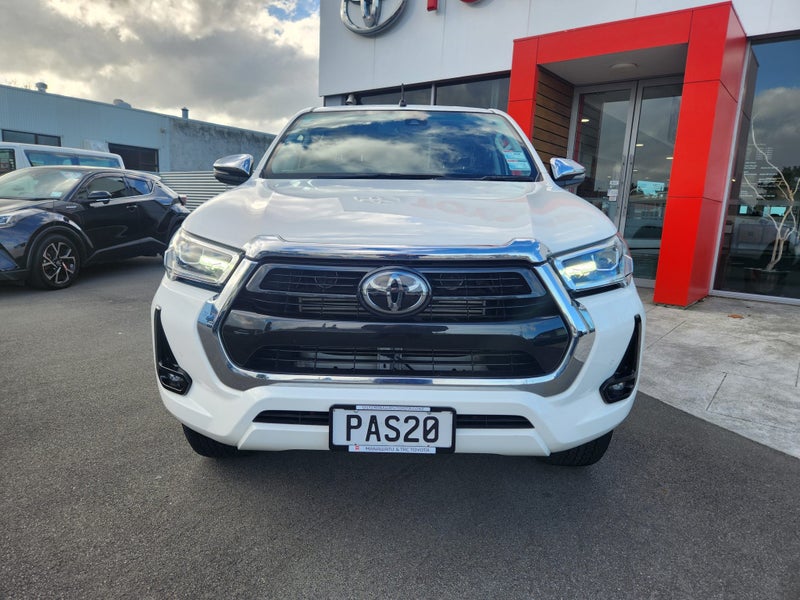 2022 Toyota Hilux SR5 2.8DT Automatic 2WD Doubl... image 2