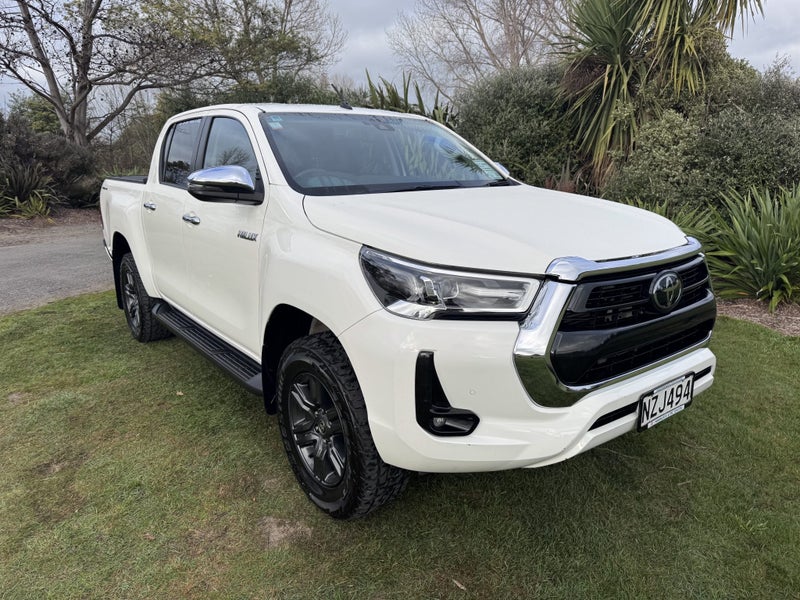 2022 Toyota Hilux SR5 2.8DT Automatic 2WD Doubl... image 3